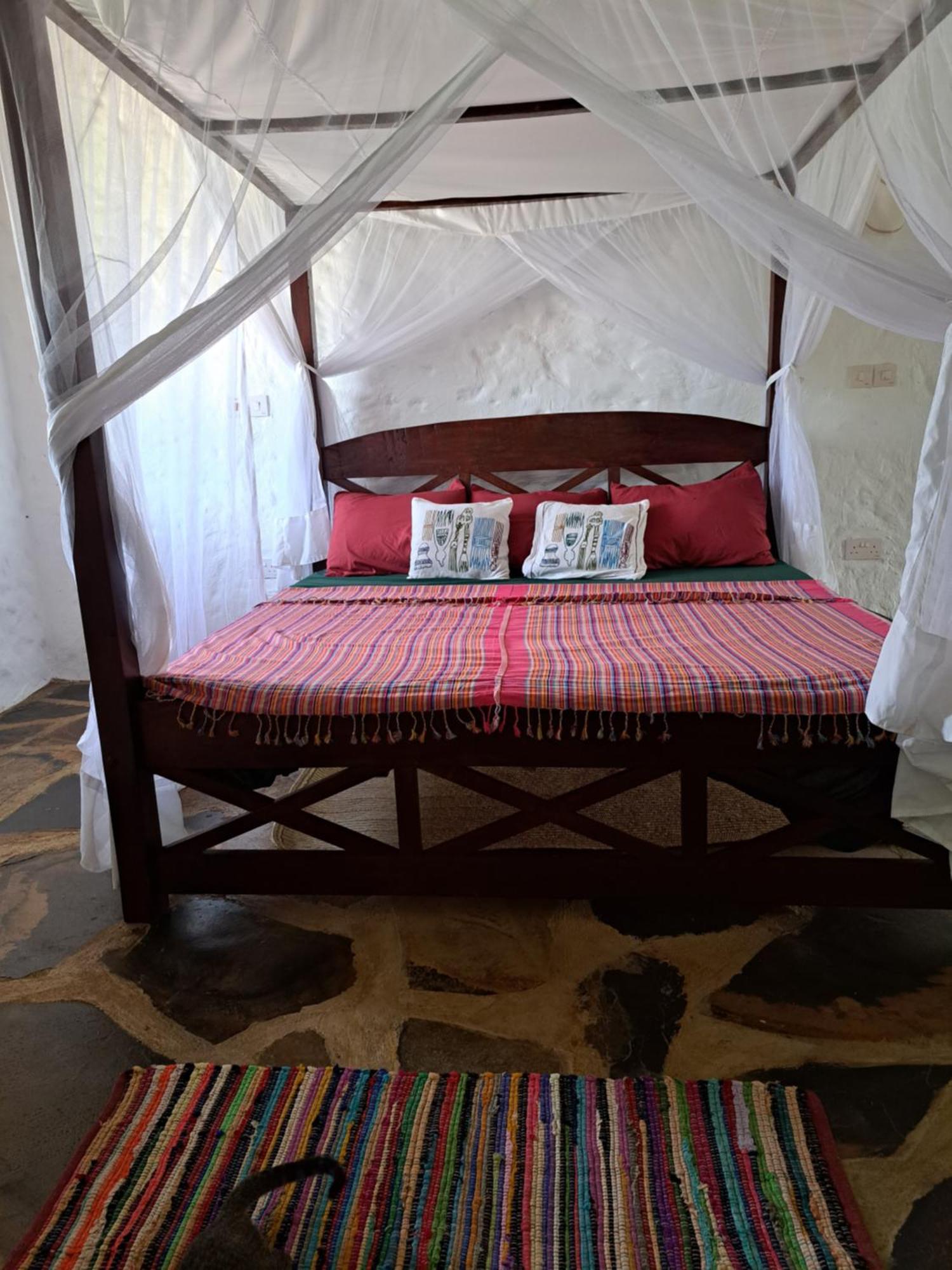 Diani Yoga Barn Bed & Breakfast Ukunda Room photo